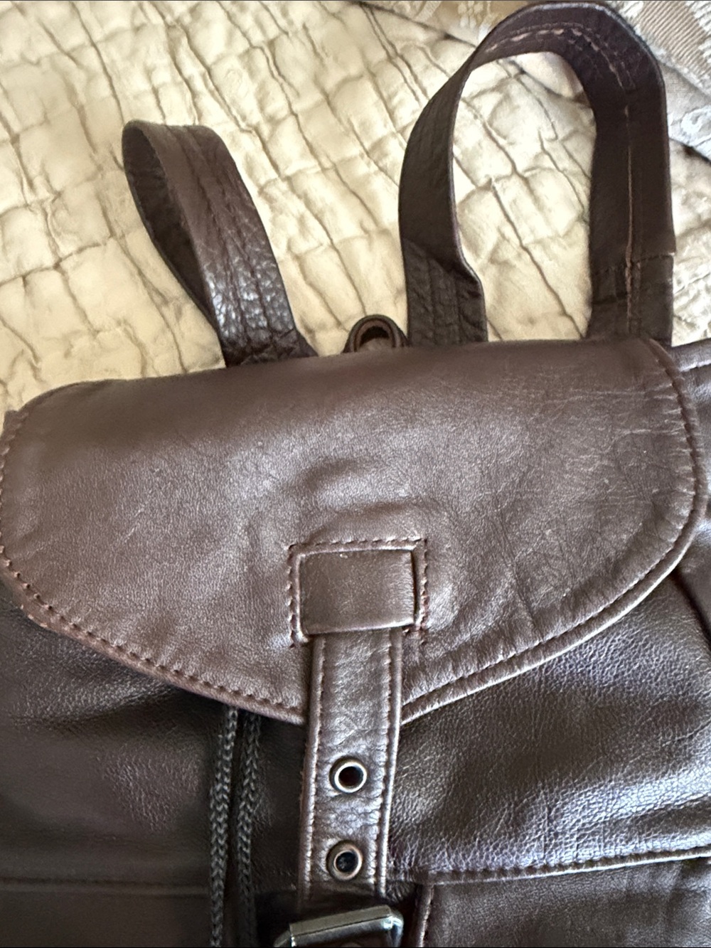 Men or women’s brown leather backpack in good condition supple clean interior - Picture 8 of 14